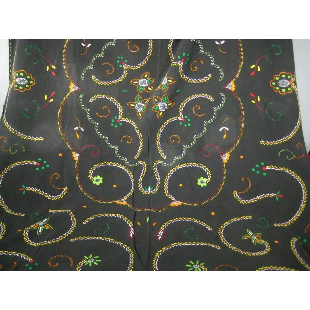 Tablecloth Napkin Set 16 Black Stitching Flowers Floral Cotton 72 x 53 In Stain